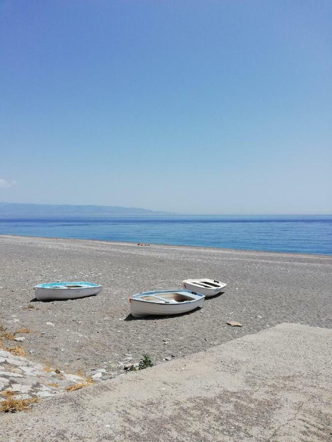 Sicilia Bedda B&B Nizza di Sicilia Exteriör bild